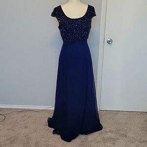 Elegant Cire Navy Blue Evening Gown